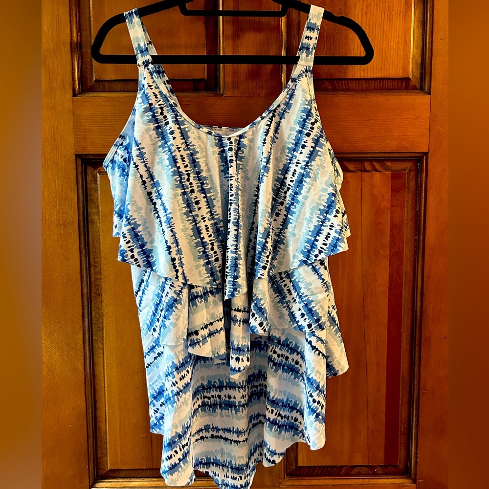 NWT Bloomchic sz 18/20 bathing suit swim top NEW